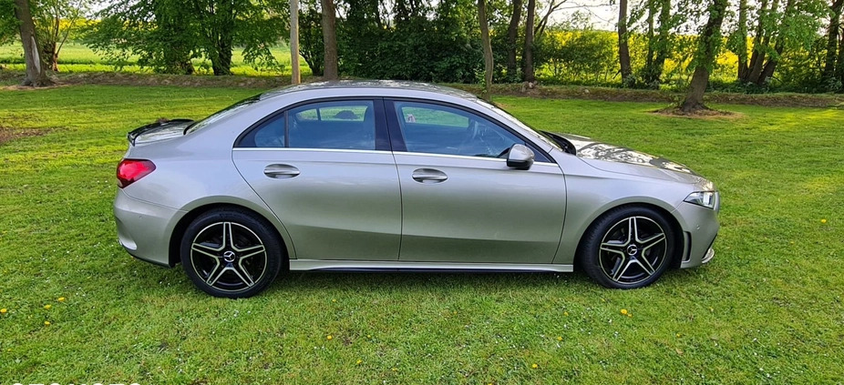 Mercedes-Benz Klasa A cena 115000 przebieg: 89700, rok produkcji 2019 z Wejherowo małe 742
